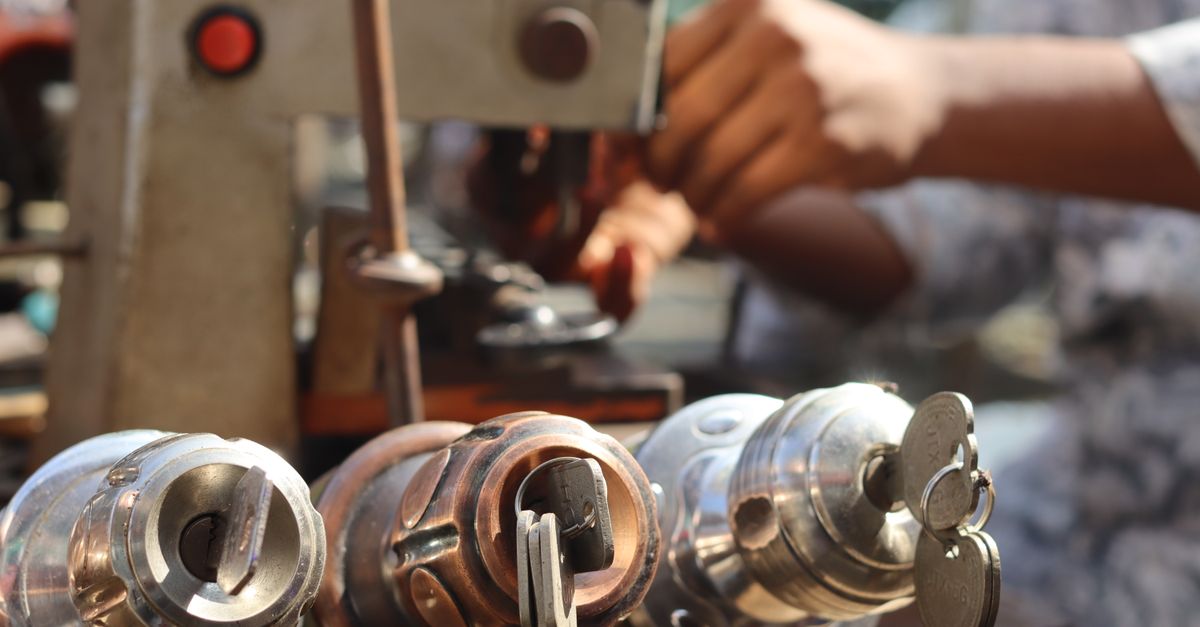 locksmith service technician — Trusted Key Locksmith