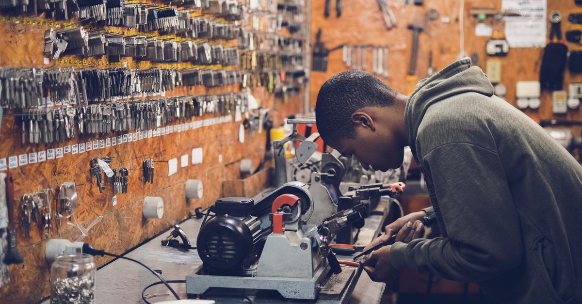 key maker professional — Trusted Key Locksmith